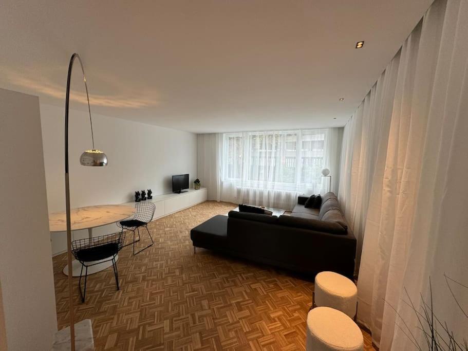 Appartement Neuf En Plein Centre ナミュール エクステリア 写真